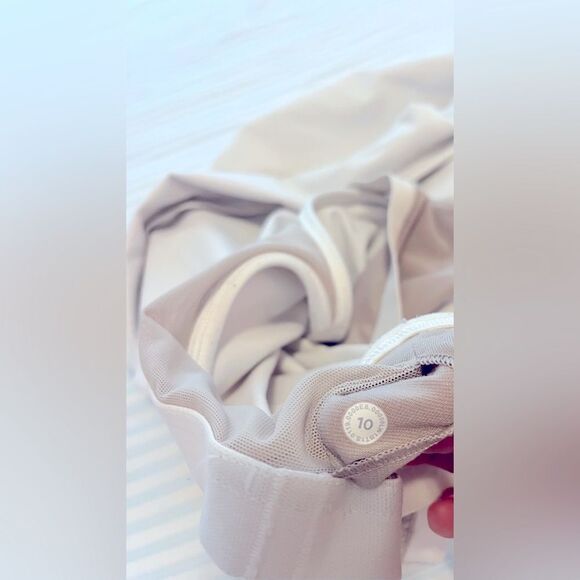 LuLu Flow freely through all types of yoga in this thin-strapped, racerback tank - Picture 10 of 10